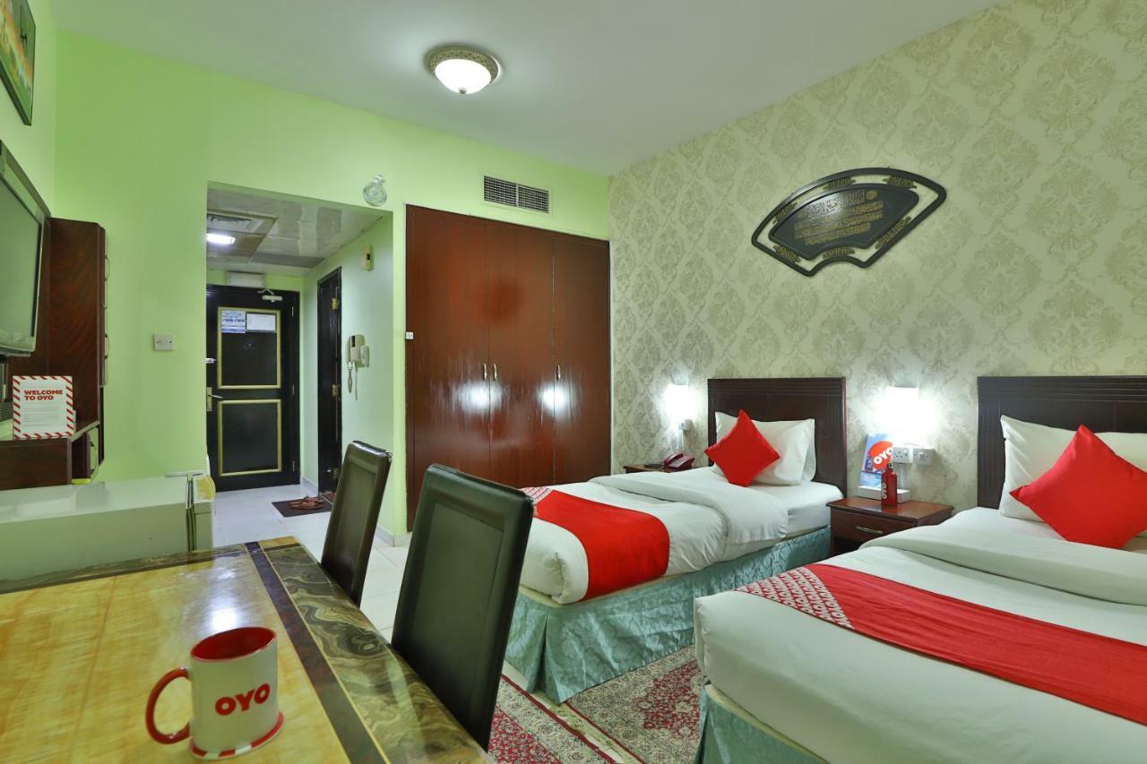 Oyo 261 Remas Hotel Apartment Dubai Eksteriør bilde