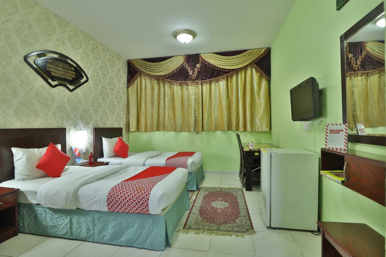 Oyo 261 Remas Hotel Apartment Dubai Eksteriør bilde