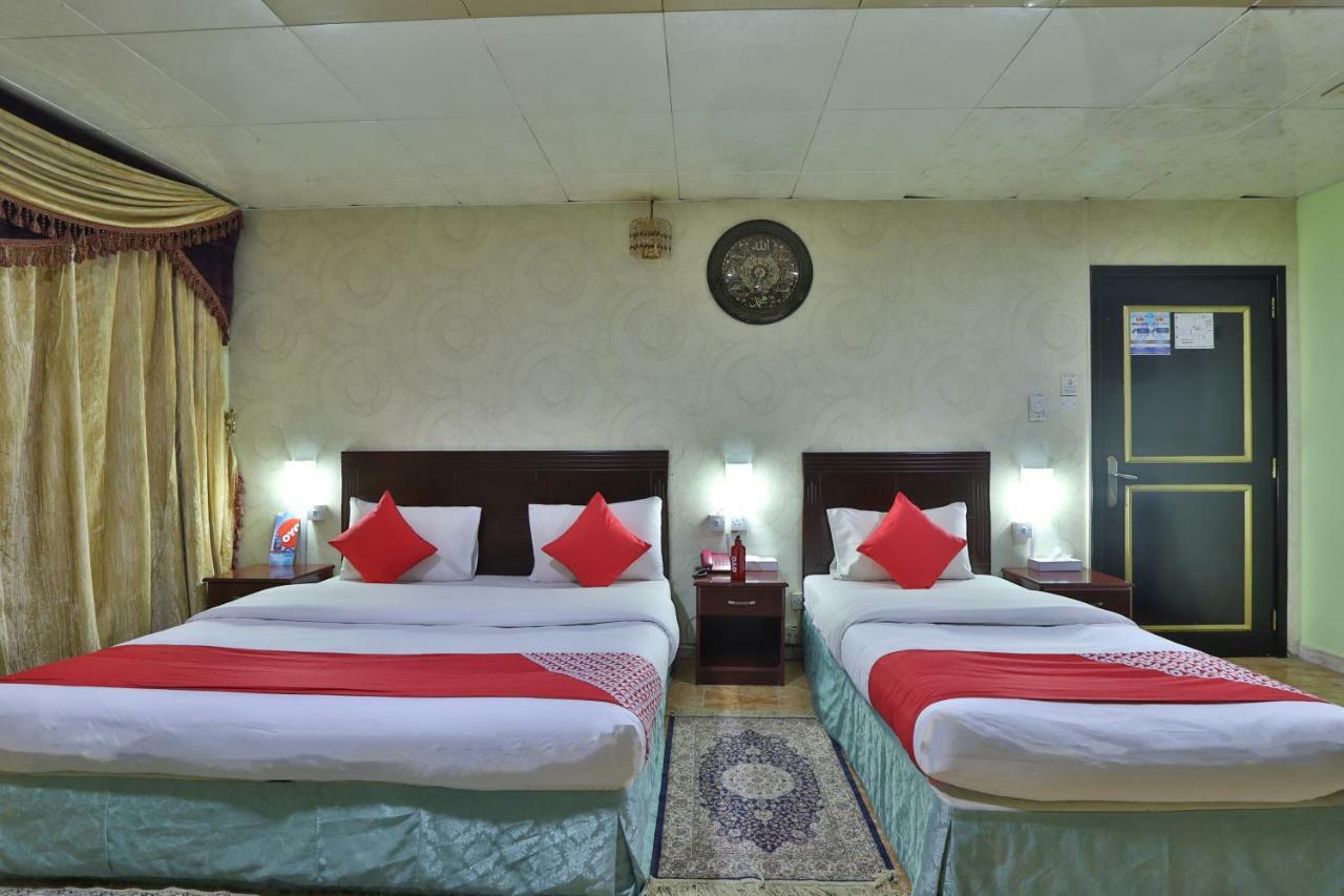 Oyo 261 Remas Hotel Apartment Dubai Eksteriør bilde