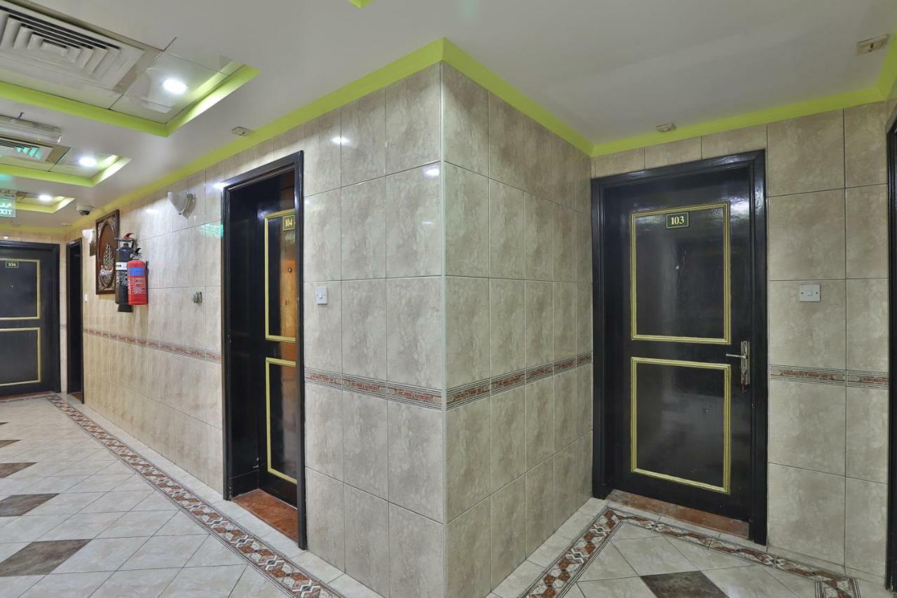 Oyo 261 Remas Hotel Apartment Dubai Eksteriør bilde