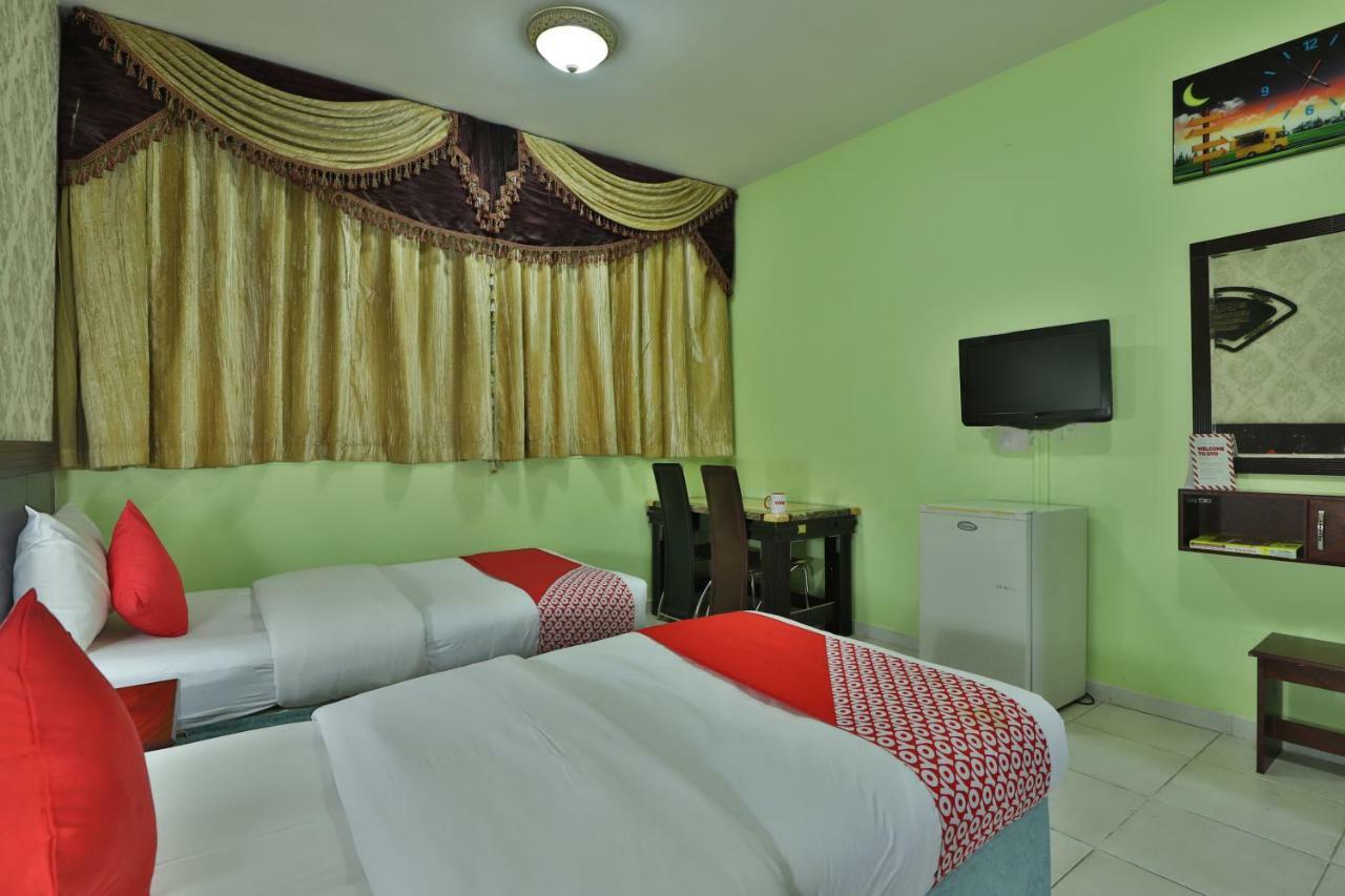Oyo 261 Remas Hotel Apartment Dubai Eksteriør bilde